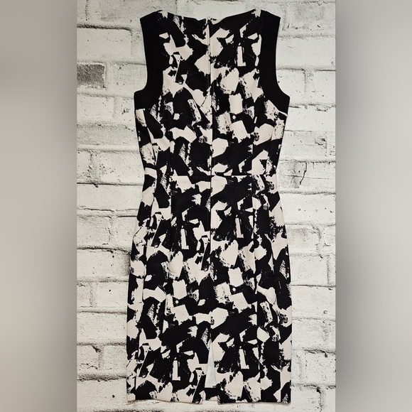 H&M Black / White Sleeveless Dress - Picture 2 of 8